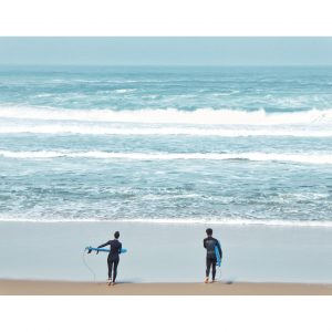 Read more about the article 5 Reasons Why You Should Learn to Surf